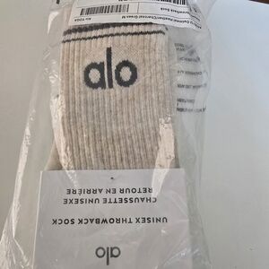 ALO Yoga Cream Unisex Socks